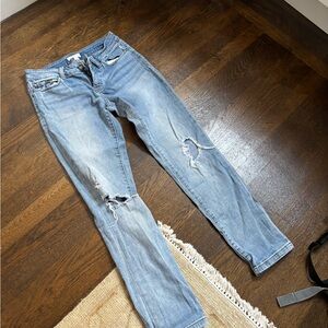 Distressed Straight Leg Jeans